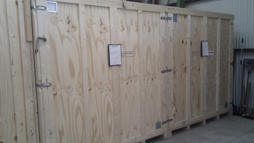 Lagerungscontainer für große Möbel aus Holz für Umzug Dresden